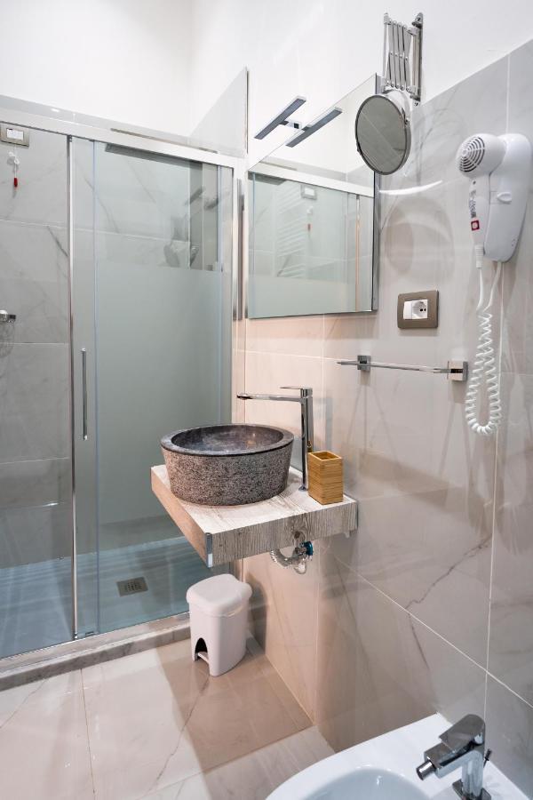 Antica Dimora Deluxe Bed & Breakfast Naples Exterior photo