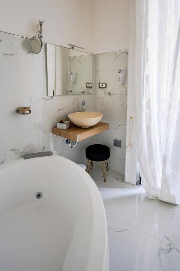 Antica Dimora Deluxe Bed & Breakfast Naples Exterior photo