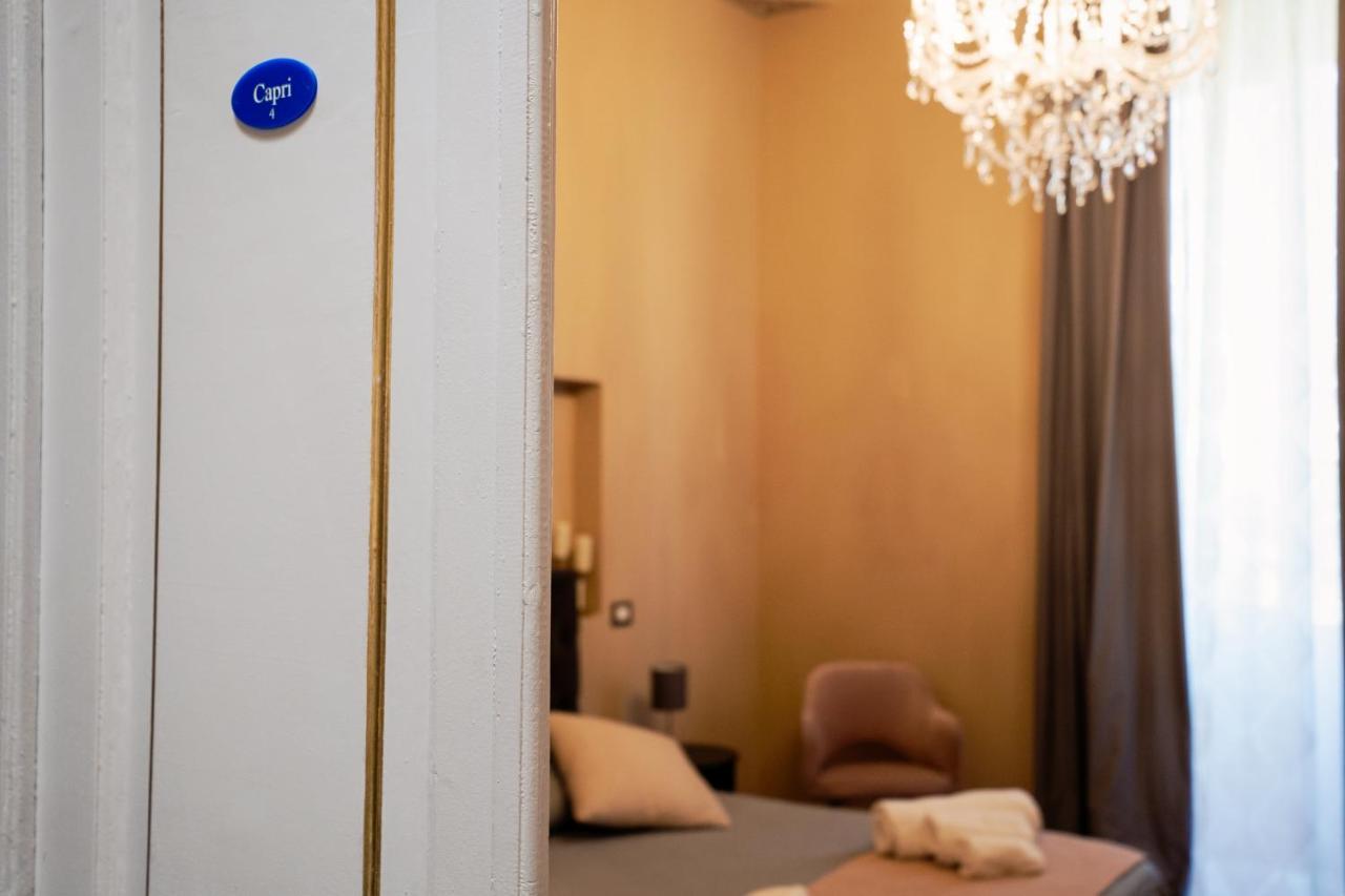 Antica Dimora Deluxe Bed & Breakfast Naples Exterior photo