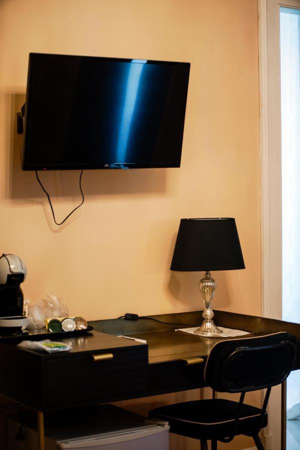 Antica Dimora Deluxe Bed & Breakfast Naples Exterior photo