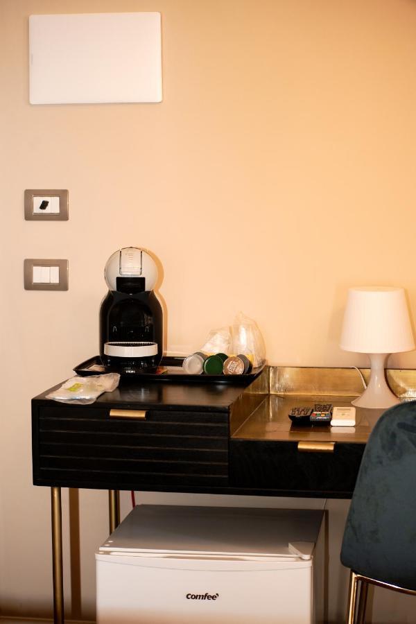 Antica Dimora Deluxe Bed & Breakfast Naples Exterior photo