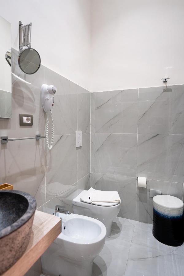 Antica Dimora Deluxe Bed & Breakfast Naples Exterior photo