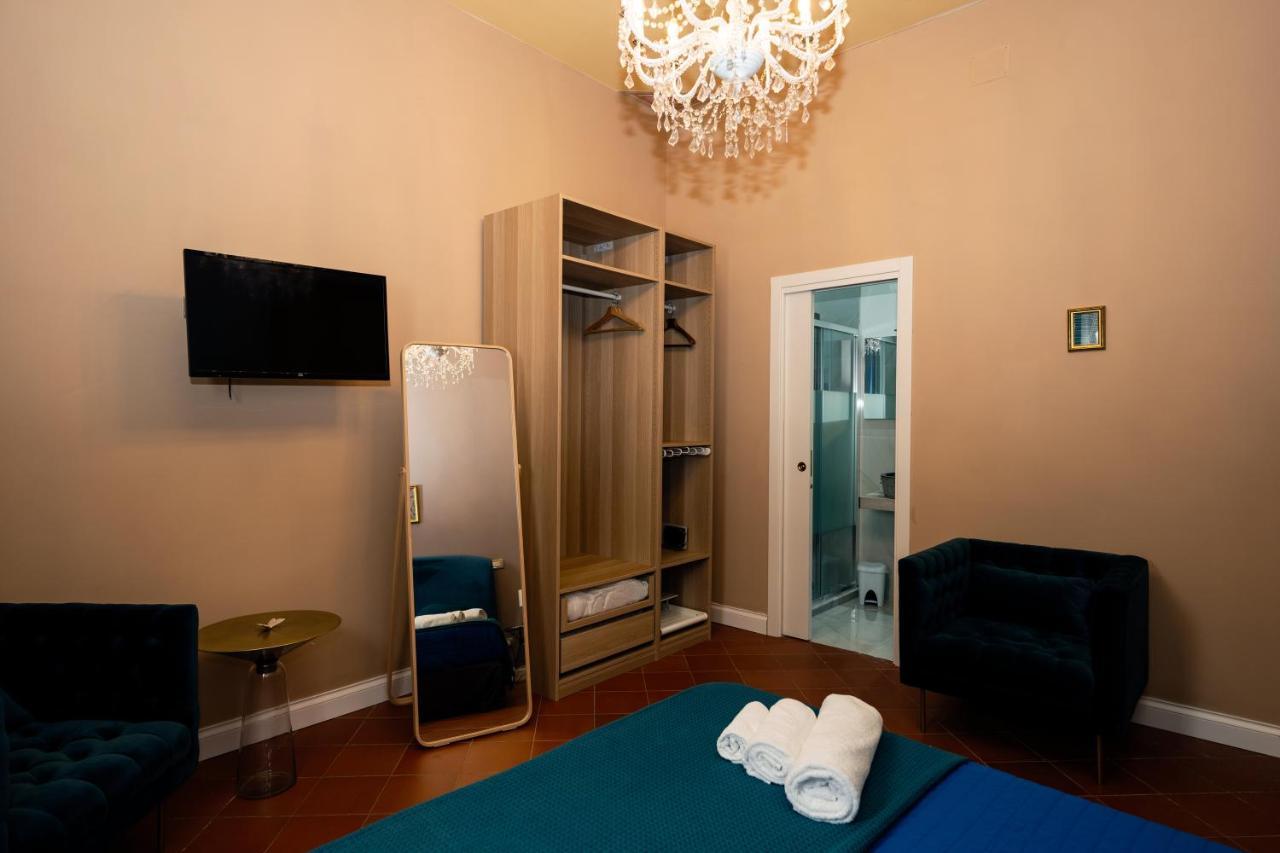 Antica Dimora Deluxe Bed & Breakfast Naples Exterior photo